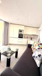 ✨ Fully Reformed 2-Bedroom Apartment with Stunning Ocean Views – Prime Location in South Tenerife