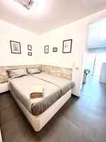 **Stunning Penthouse Apartment in Sale - A Unique Opportunity Awaits!**