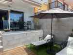 Chalet Adosado Independiente de 2 Dormitorios con Vistas al Mar y Piscina Comunitaria – Roque del Conde